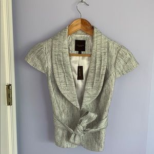 Short sleeve blazer